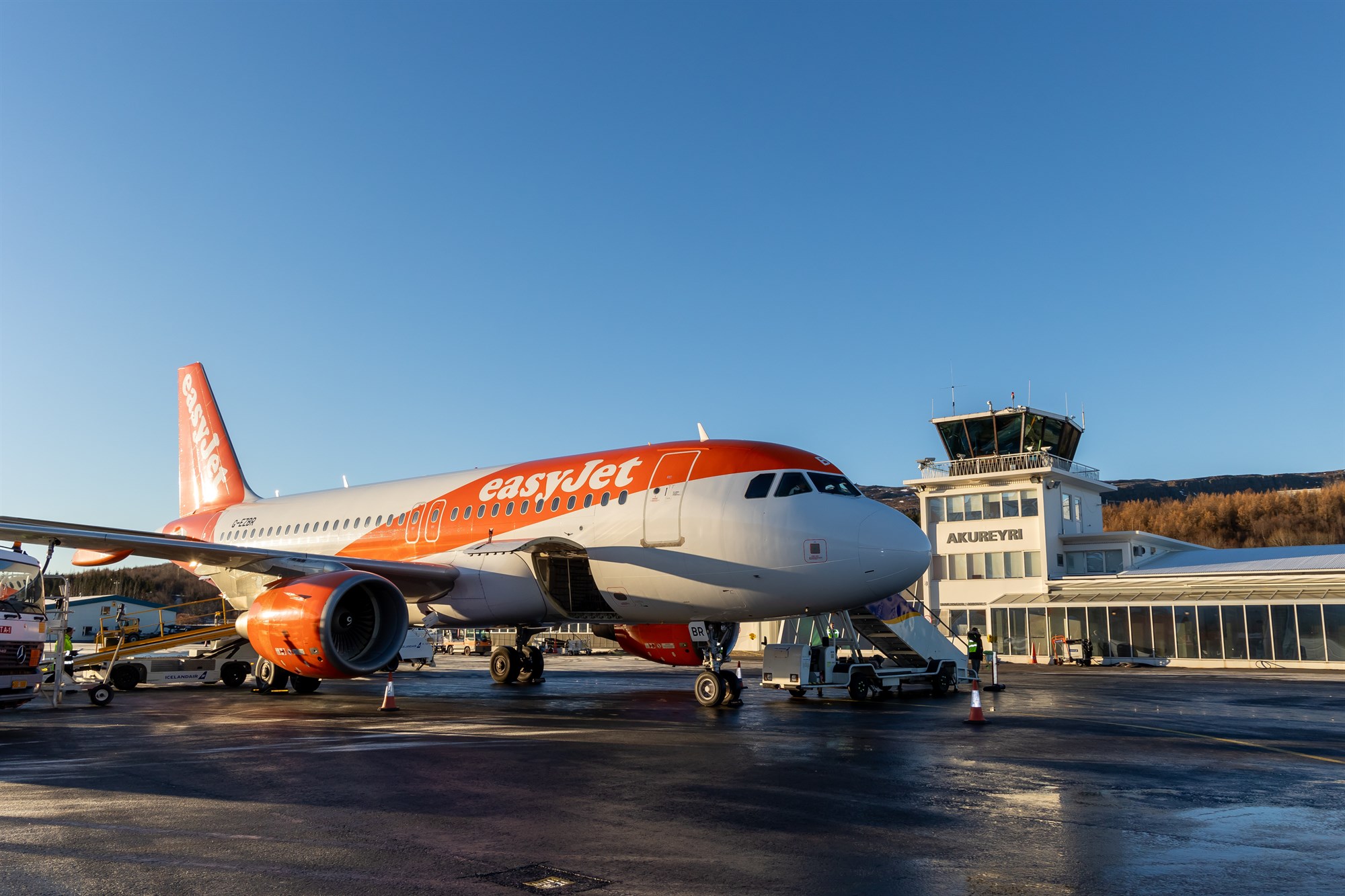 Inaugural easyJet flight to Akureyri